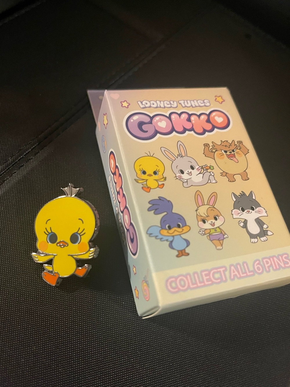 Gokko Looney Tunes Blind Box Pin - Tweety Bird